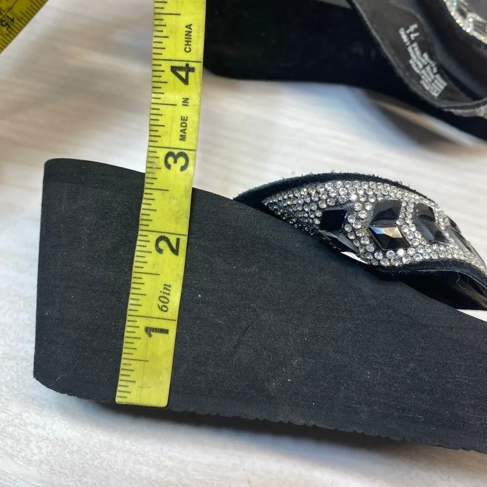 Yellow Box Womens 7.5 Platform Flip Flops Belmac Wedge Rhinestone Black Sparkle
